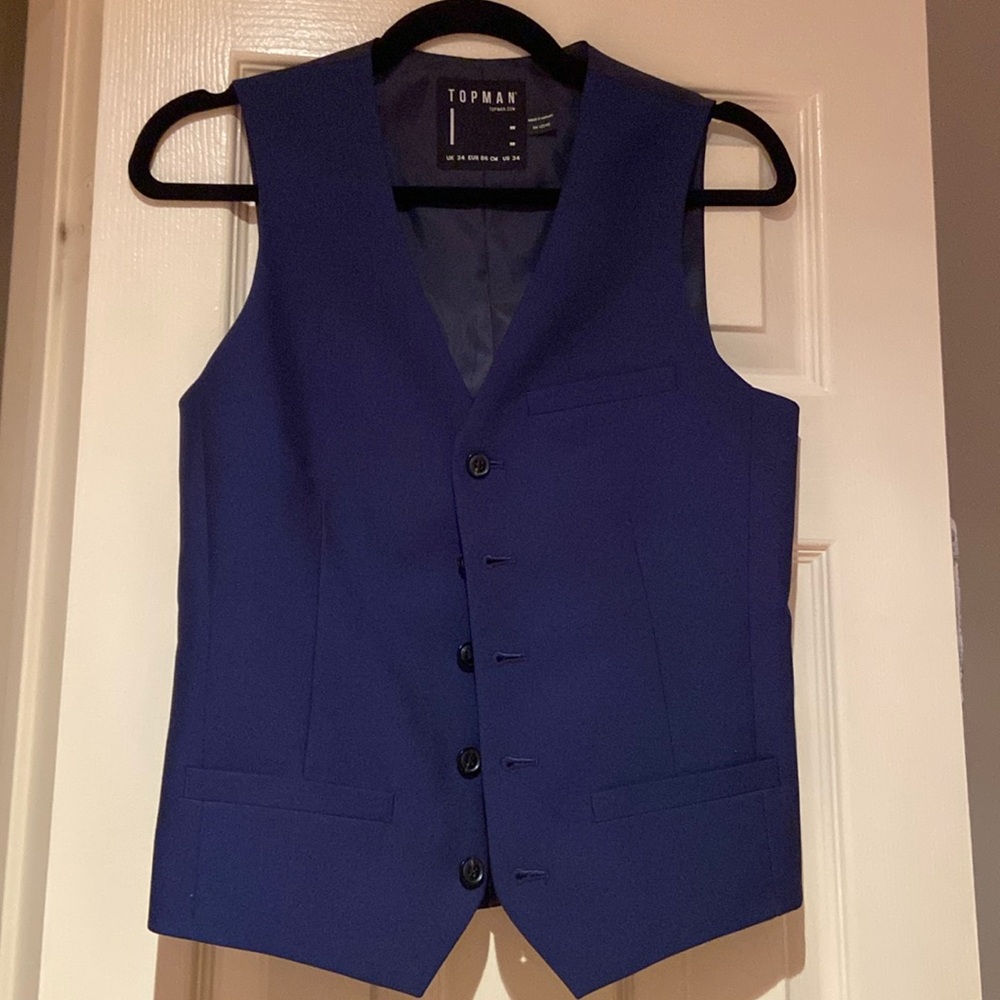 TopMan Men’s navy blue suit vest. Brand new. Great material